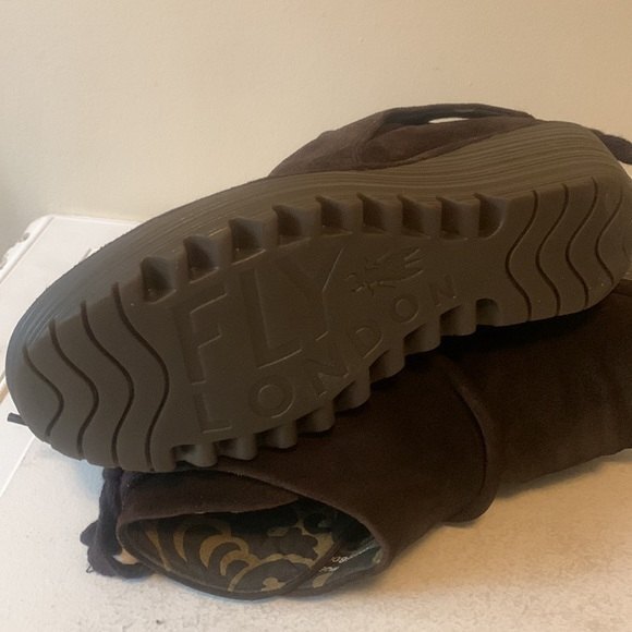 NEW FLY London Suede Ruched Ankle Boots w/ Tie YEBI Size 8.5 Euro 40 ESPRESSO - Picture 12 of 14